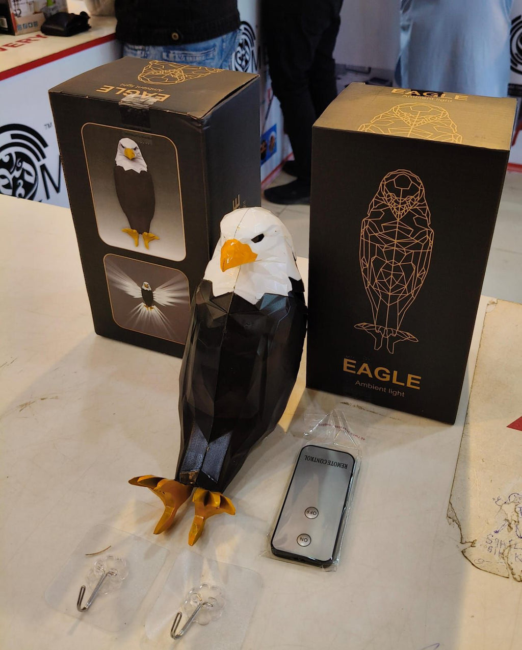 3D EAGLE LAMP WITH REMOTE